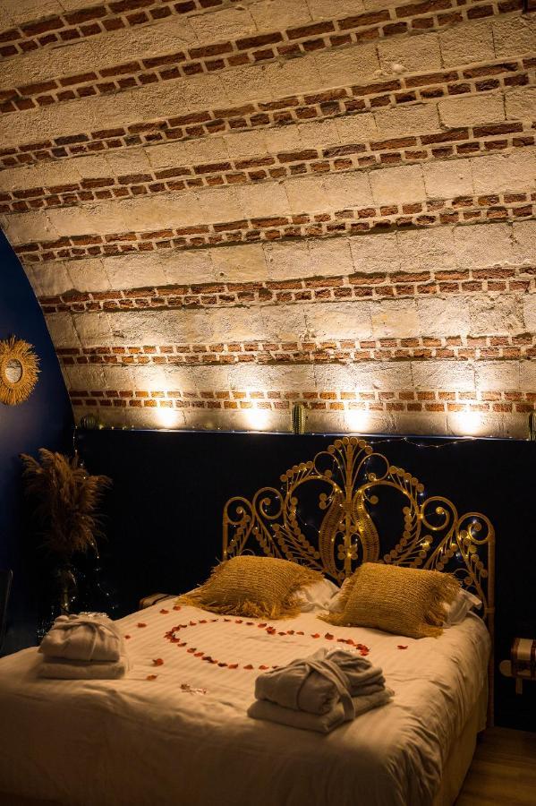 La Parenthese Envoutee Aparthotel Amiens Bagian luar foto