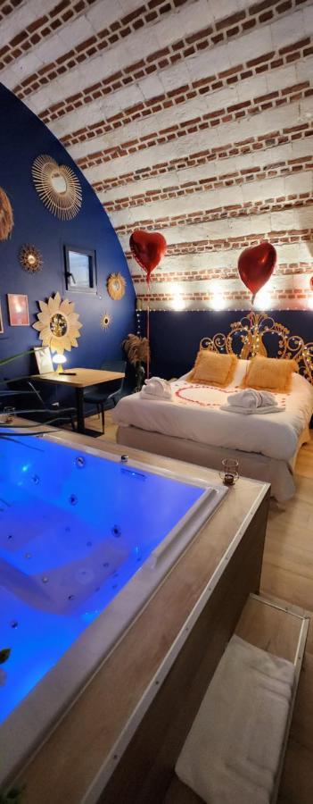 La Parenthese Envoutee Aparthotel Amiens Bagian luar foto