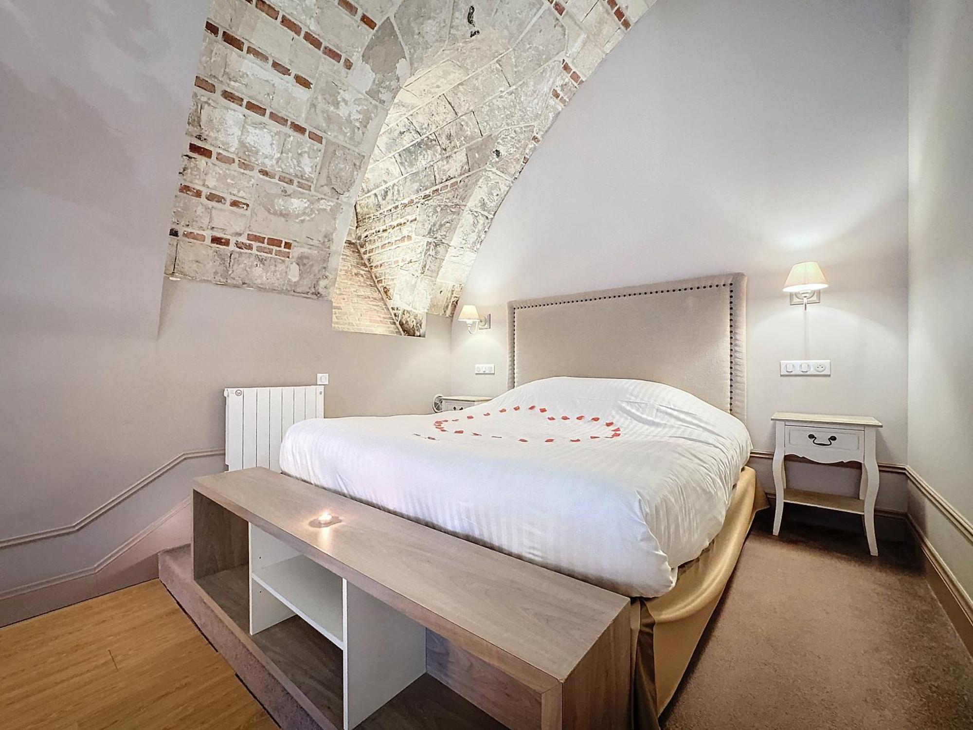 La Parenthese Envoutee Aparthotel Amiens Bagian luar foto