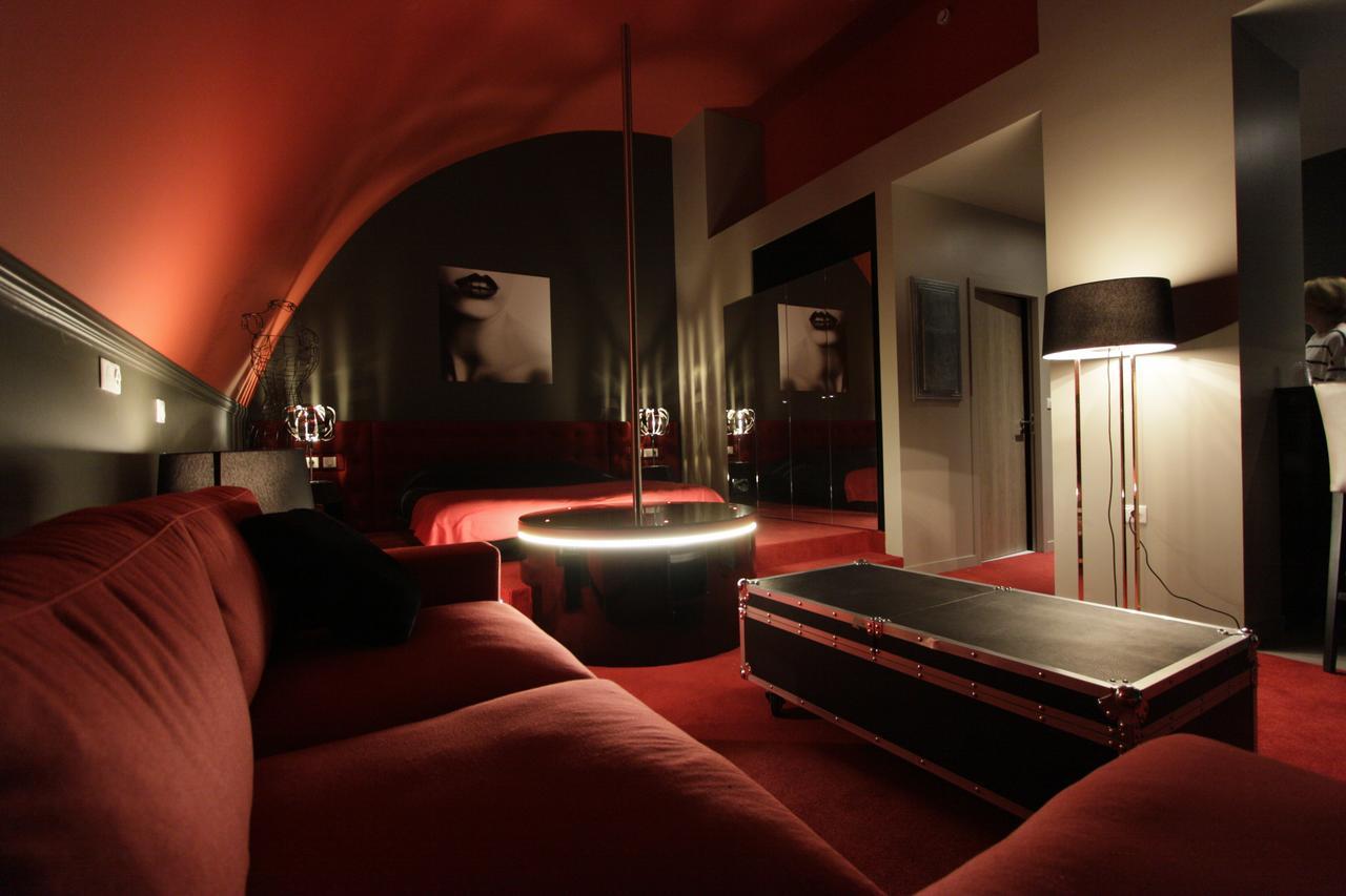 La Parenthese Envoutee Aparthotel Amiens Bagian luar foto