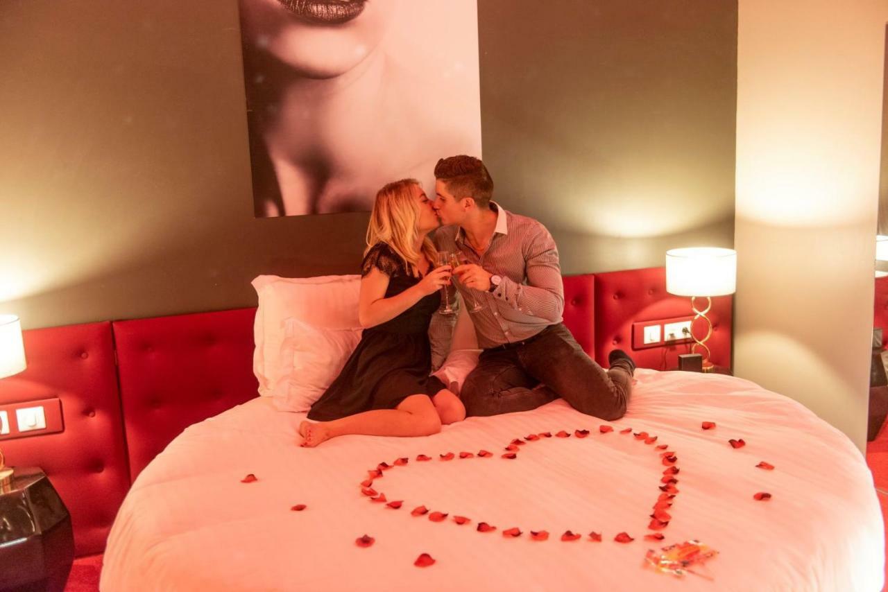 La Parenthese Envoutee Aparthotel Amiens Bagian luar foto