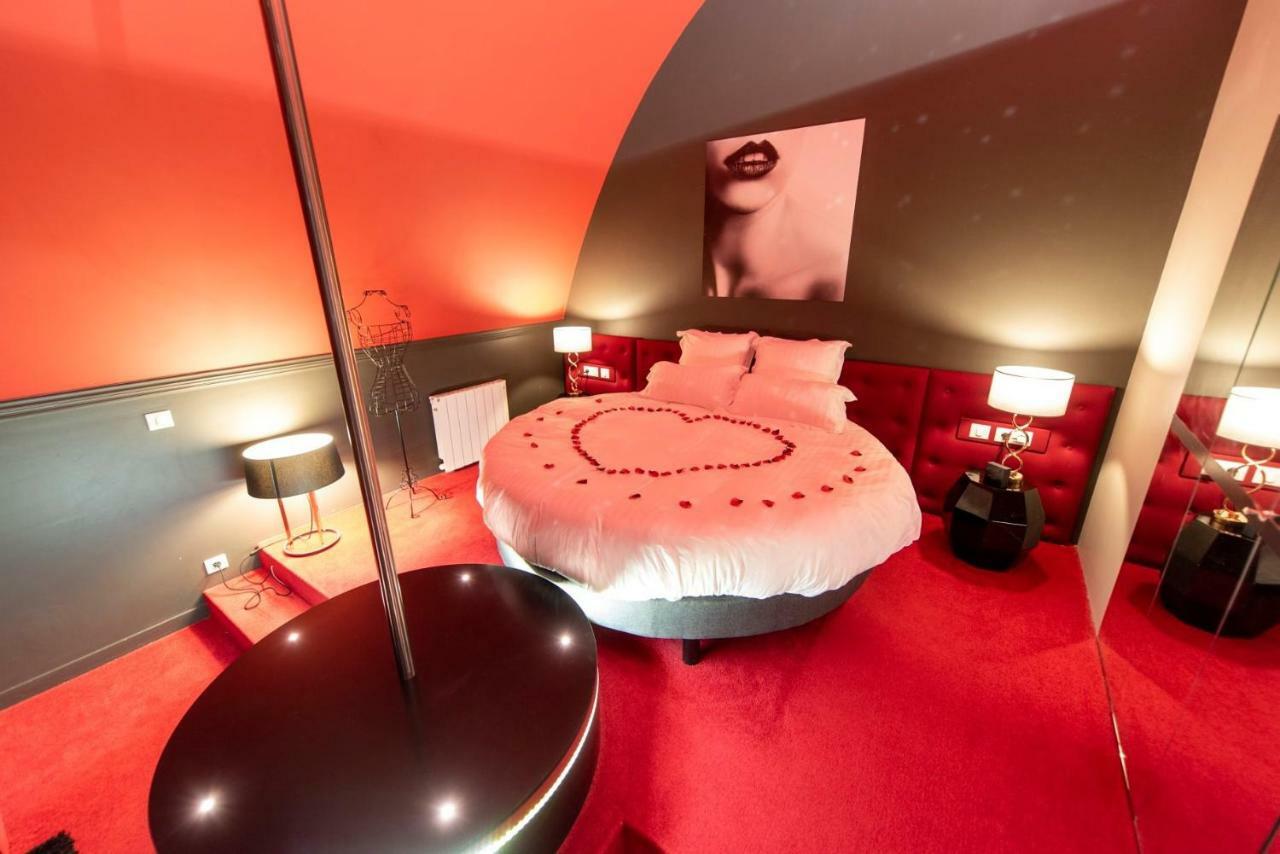 La Parenthese Envoutee Aparthotel Amiens Bagian luar foto
