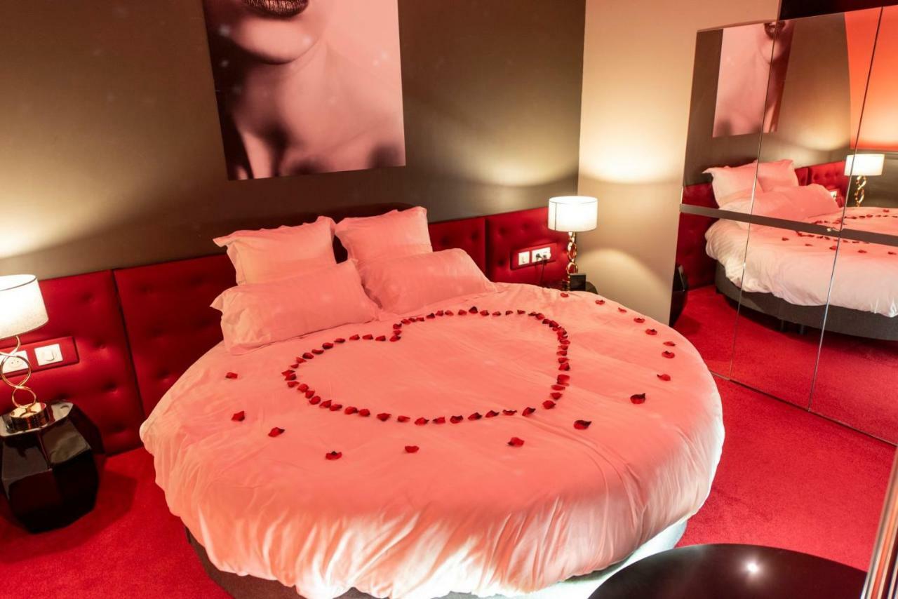 La Parenthese Envoutee Aparthotel Amiens Bagian luar foto