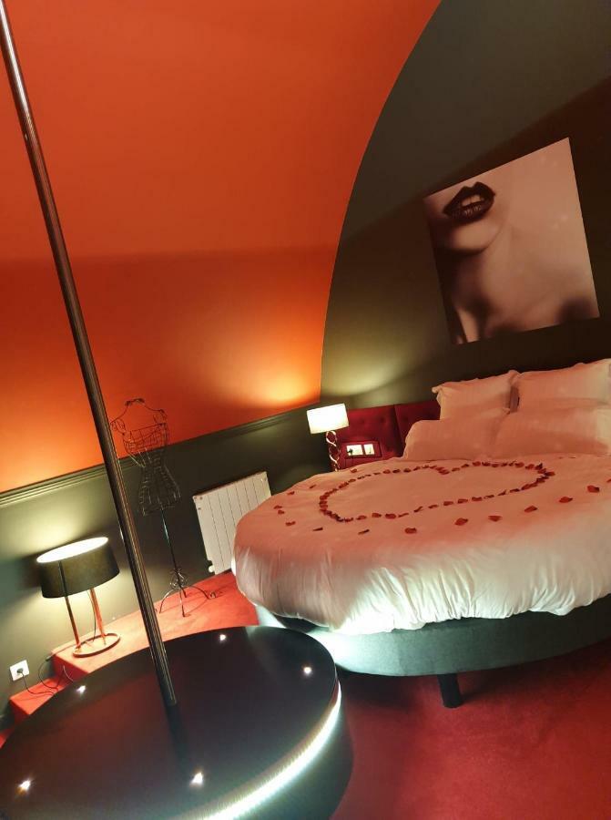 La Parenthese Envoutee Aparthotel Amiens Bagian luar foto